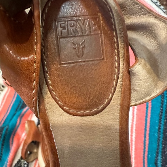 Frye platform sandal, sz 9 - Picture 2 of 4